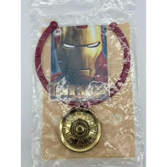 Iron Man 2 Iron Man Necklace Burger King Kid's Meal Toy 2010 New Factory Sealed - Picture 1 of 2